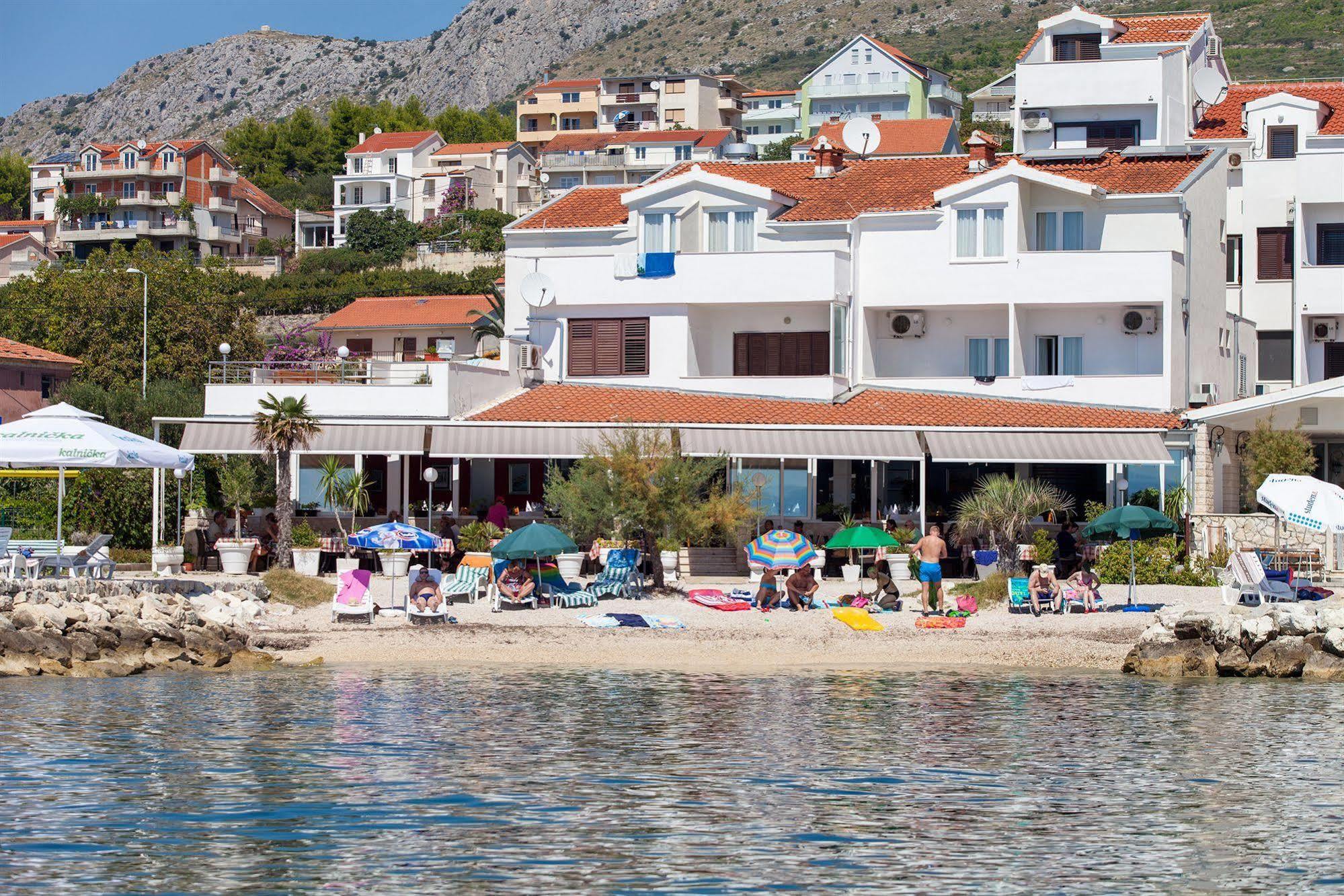 Pansion Amigos Ξενοδοχείο Ποντστράνα Εξωτερικό φωτογραφία